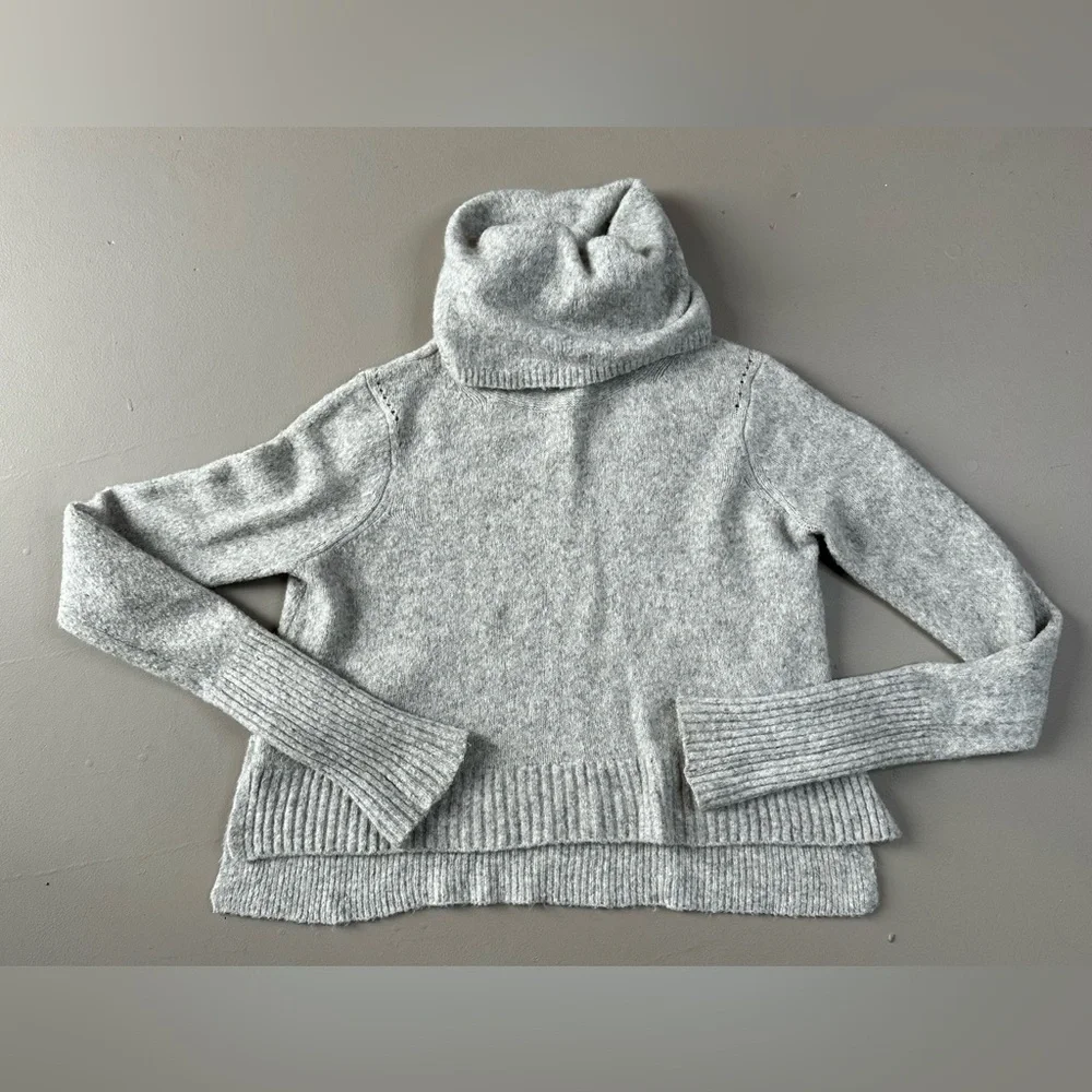 AllSaints Gray Wool Yak Blend Cropped Turtleneck Sweater Small Soft Knit - Picture 1 of 5